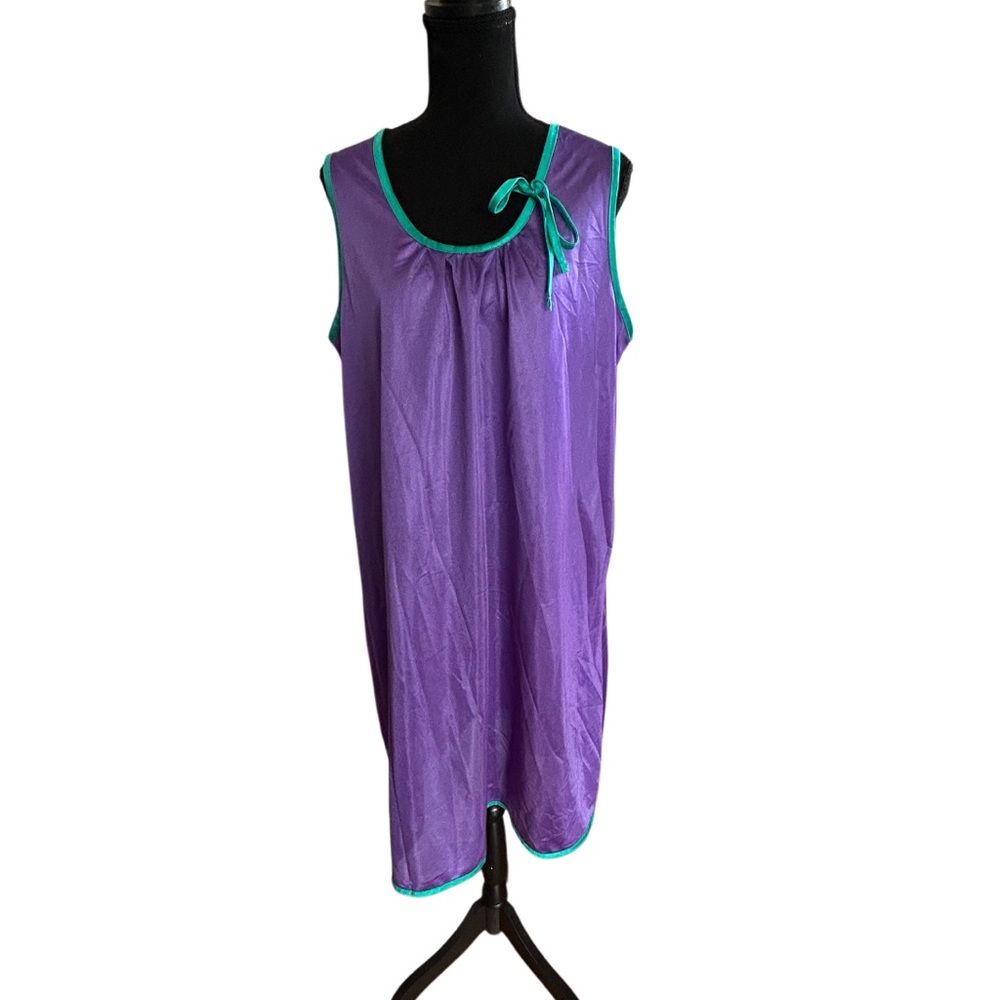 💚💜 2 VINTAGE ANTHONY RICHARDS NIGHTGOWNS! GORGEOUS COLORS! RARE!! - Picture 2 of 16